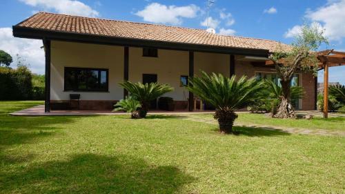 Apartamento Holiday Homes Borgo Papardo