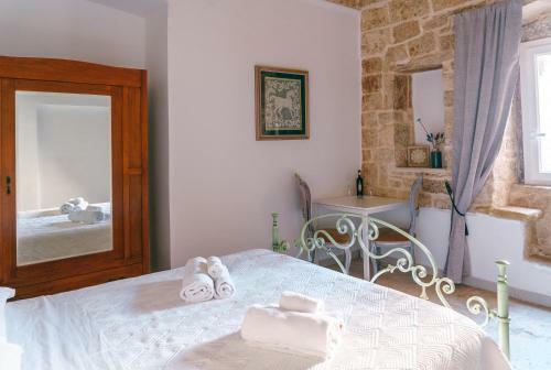 Hostal Corte Pietrantica - Charming Rooms & Suites