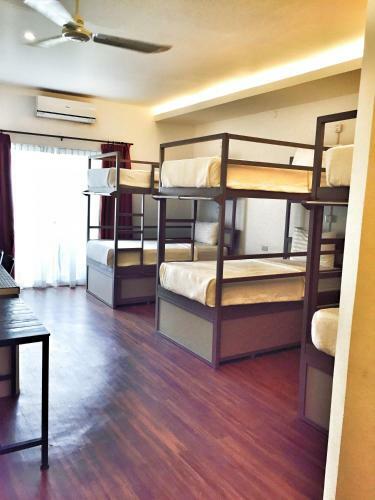 Billabong Hotel