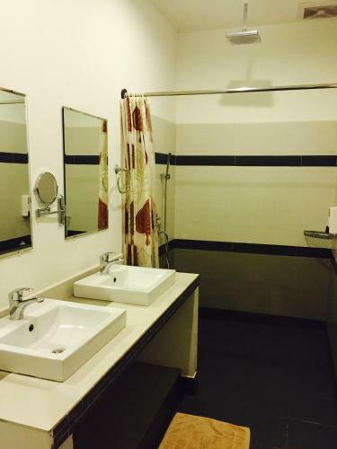 Billabong Hotel