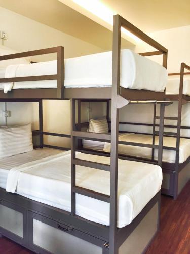 Billabong Hotel