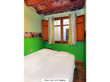 Hostal Serenity Drassanes Barcelona