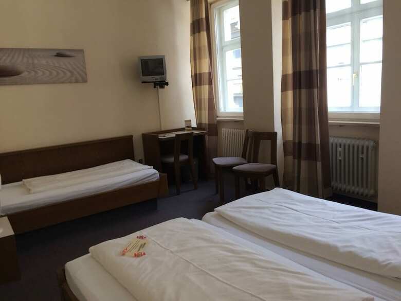 Hotel Sandstern