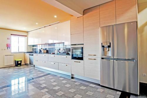 Vila Lucia - House With Sea View And Barbecue
