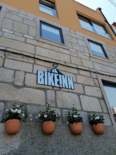 Hostal Bikeinn