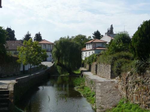 Ref�gio Da Vila - Refuge Of The Village