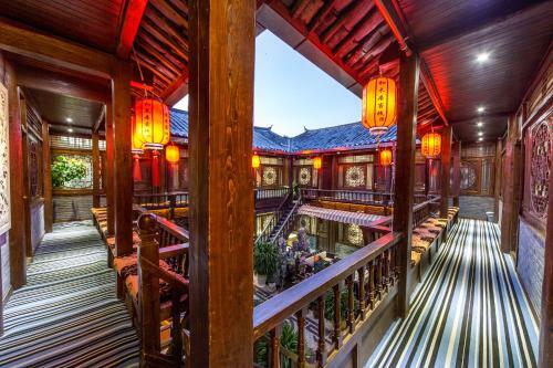 Hotel Lijiang He Mu Ju Family Inn