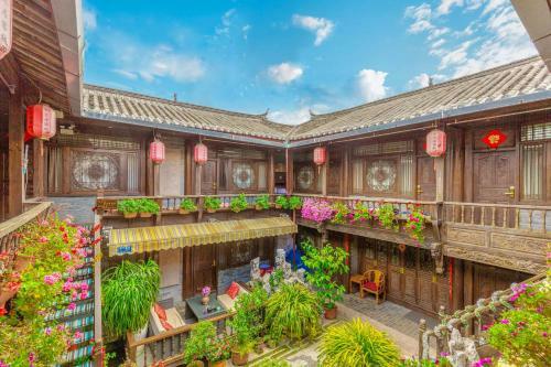 Hotel Lijiang He Mu Ju Family Inn