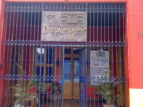 Hotel Domeyer Hostel