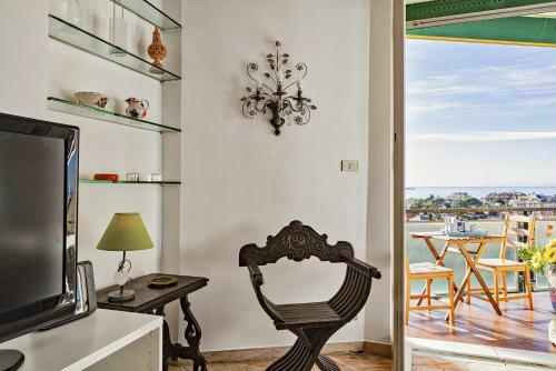 Homey Seaview Apartment By Wonderful Italy