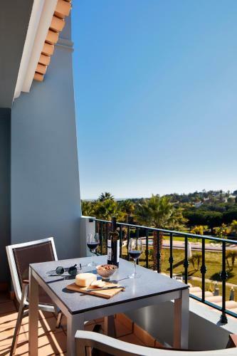 Villa Anc�o Gardens