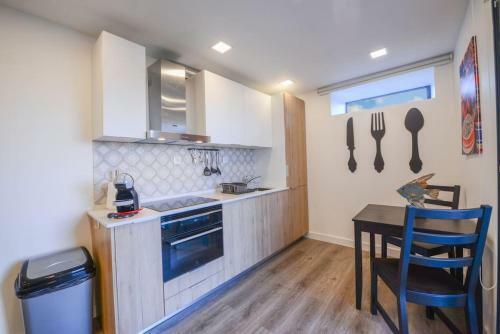 Monchique Islet View House T1