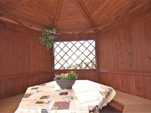 Modish Apartment In Sohl With Terrace