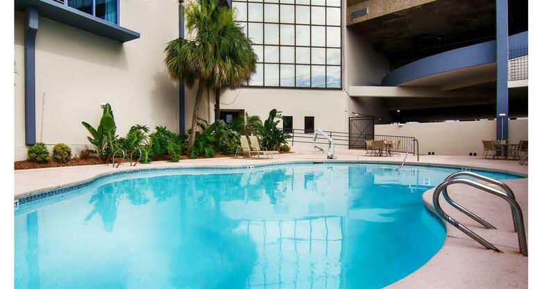 Best Western Plus Landmark Hotel Metairie