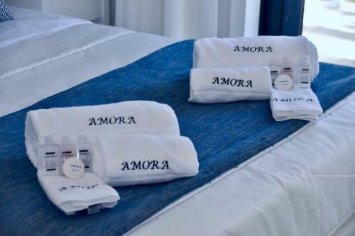 Amora Villa Sacha