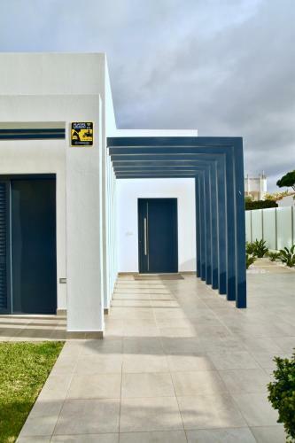 Amora Villa Sacha