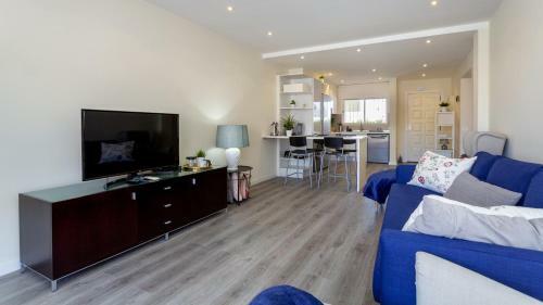 2bdr Brisamar Apartment W/ Balcony By Lovelystay