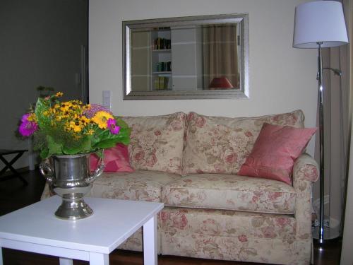 Hotel & Caf� Kleinergr�nauer