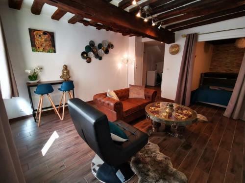 Apartamento Appartement Et Jacuzzi Privatif C?ur de Chartres