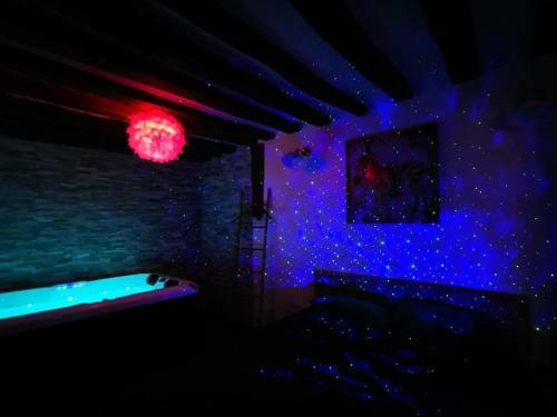 Apartamento Appartement Et Jacuzzi Privatif C?ur de Chartres