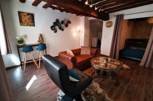 Apartamento Appartement Et Jacuzzi Privatif C?ur de Chartres