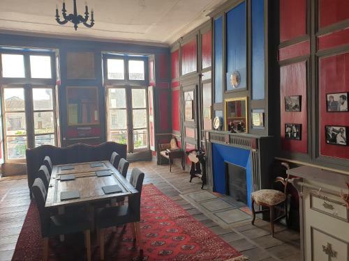 Hostal Le Chateau