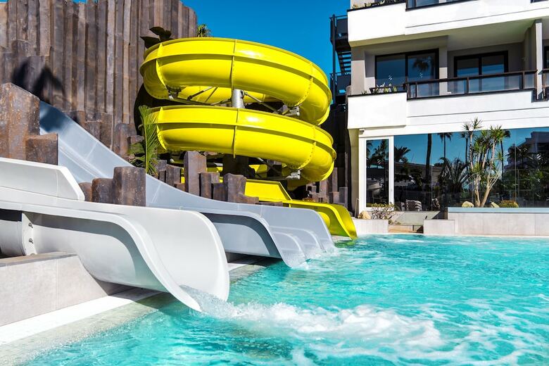 Hotel Spring Bitacora