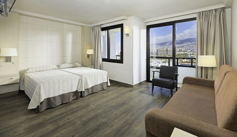 Hotel Spring Bitacora