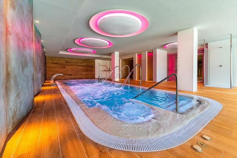 Hotel Spring Bitacora