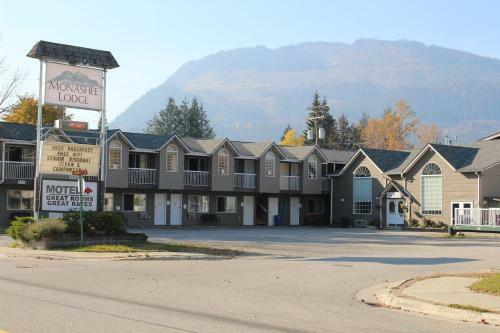 Motel Monashee Lodge