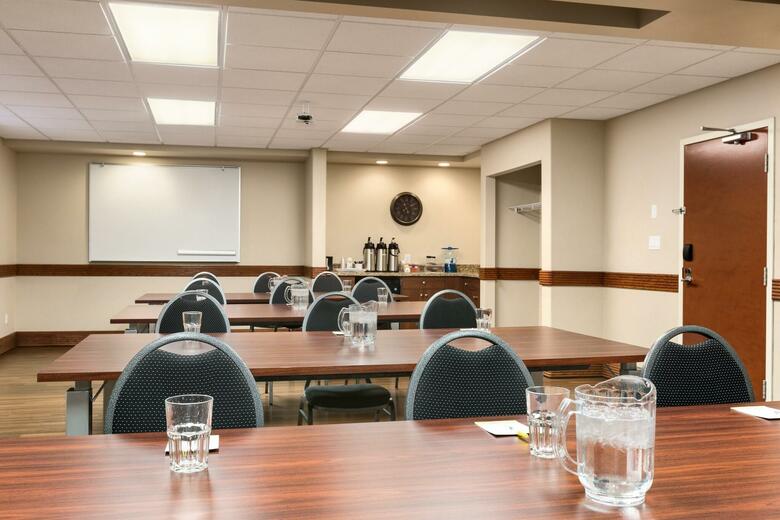 Hotel Mainstay Suites East Edmonton/sherwood Park