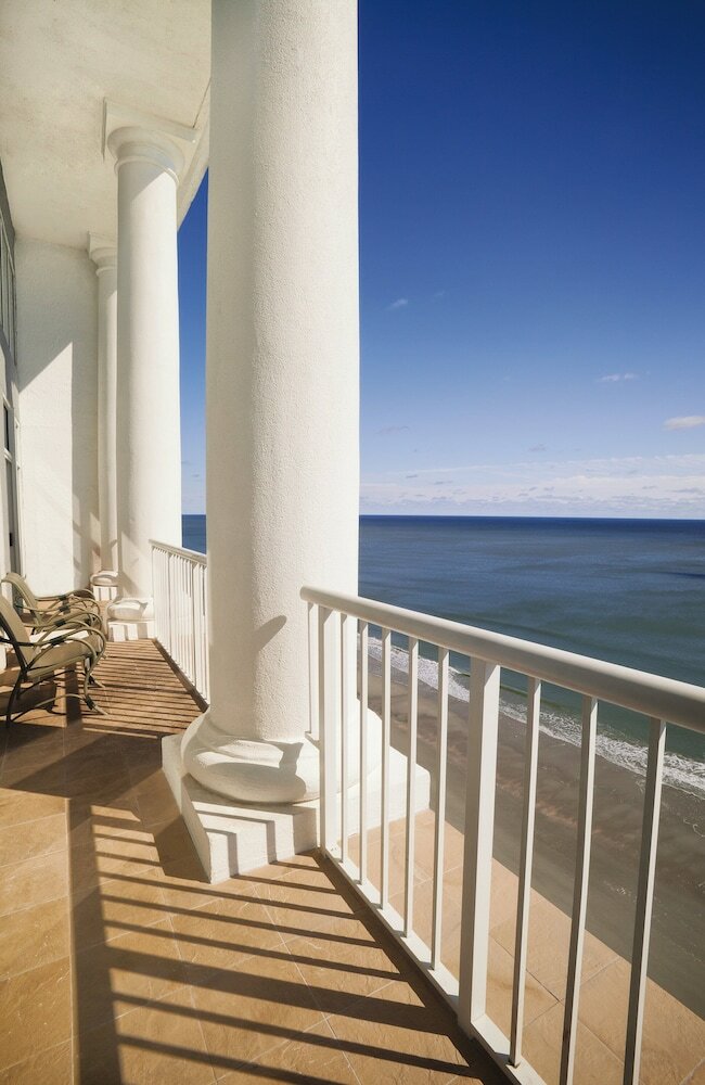 Hotel Seawatch Plantation