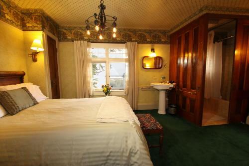 The Jabberwock Bed & Breakfast