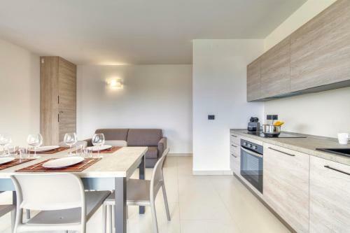 Apartmentsgarda - Le Terrazze Del Garda Residence