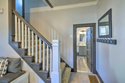 Charming Farmhouse Less Than Half Mile To Au Campus!