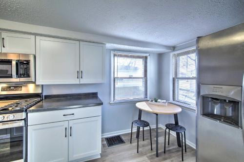 Charming Farmhouse Less Than Half Mile To Au Campus!