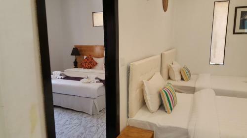 Hotel Nine