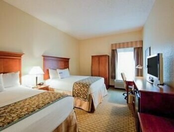 Sai Hotel And Convention By Magnuson-alexandria