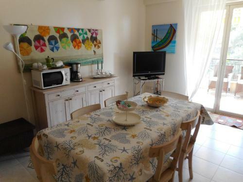 Adriana House