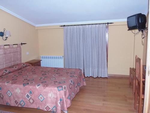 Hostal-restaurante San Antol�n