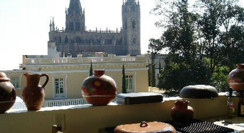 La Perla Hotel Boutique B&B