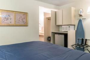 Motel Rodeway Inn & Suites