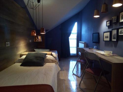 Hostal Catalina De Austria