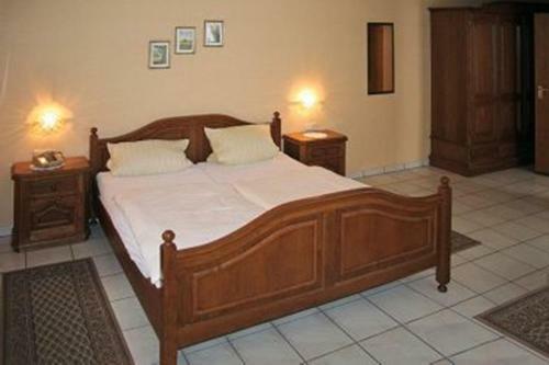 Hostal Hotel Sch�tz