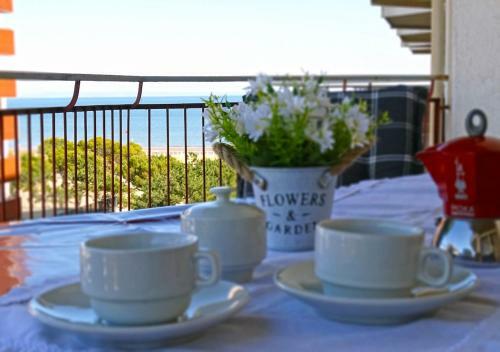 Apartamento Nuovo Fronte Spiaggia, Terrazza Sul Mare E Piscina
