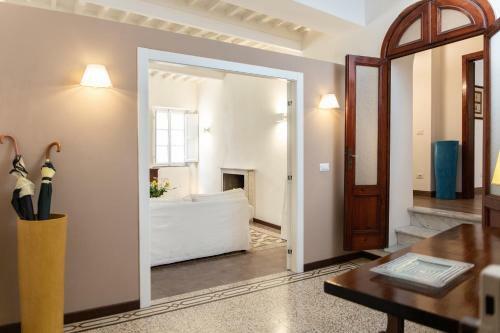 Eloisa Apartment In Lucca! Cozy In Center Town