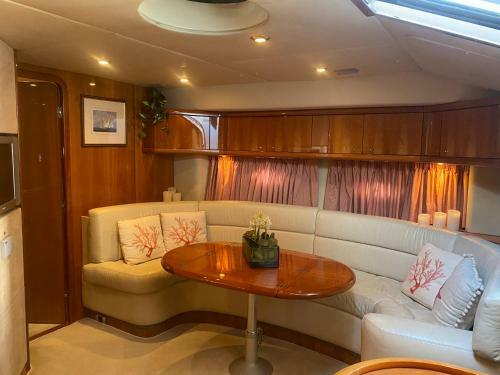 Yacht Night - Uso Esclusivo