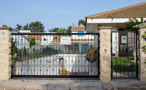 Hostal Villa Nicol Affittacamere
