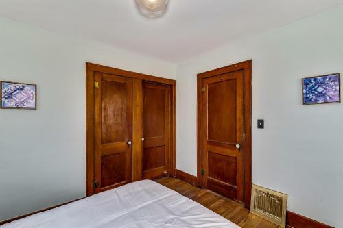 Cheerful 2 Bedroom House