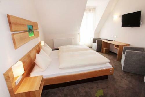 Karpfenhotel Im Gasthaus Sindel-buckel